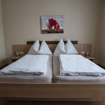 Pension Pleikner Hotel Millstatt Buitenkant foto