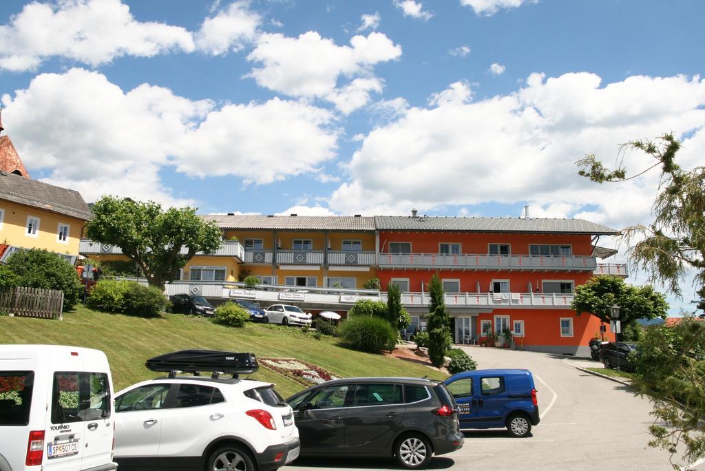 Pension Pleikner Hotel Millstatt Buitenkant foto