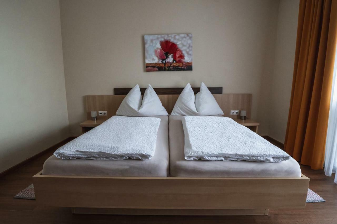 Pension Pleikner Hotel Millstatt Buitenkant foto